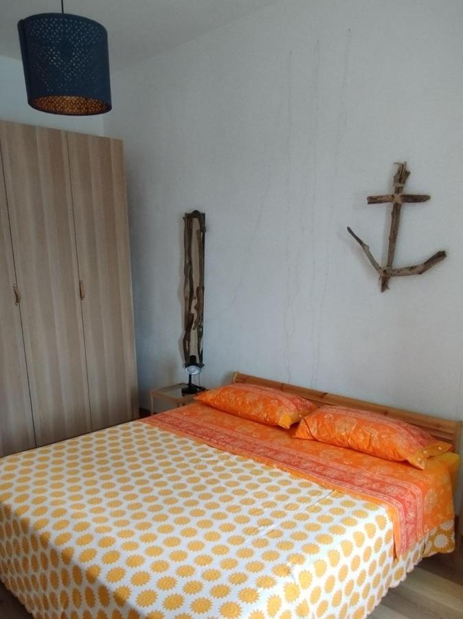 リヴォルノLa Casina Di Lorenzoアパートメント エクステリア 写真